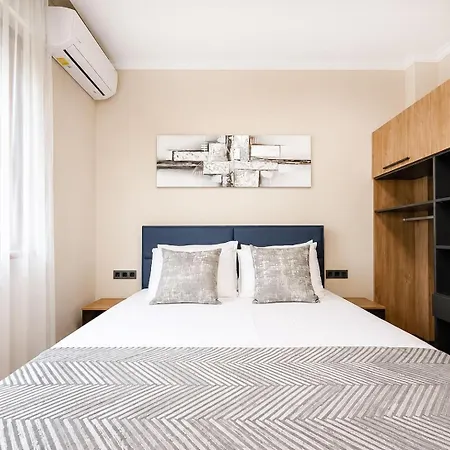 Luxury 3-bedroom Oasis With Parking Near Ndk By Flat Manаger * סופיה