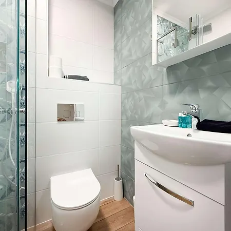 Luxury 3-bedroom Oasis With Parking Near Ndk By Flat Manаger דירה סופיה