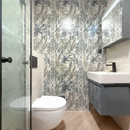 דירה Luxury 3-bedroom Oasis With Parking Near Ndk By Flat Manаger סופיה